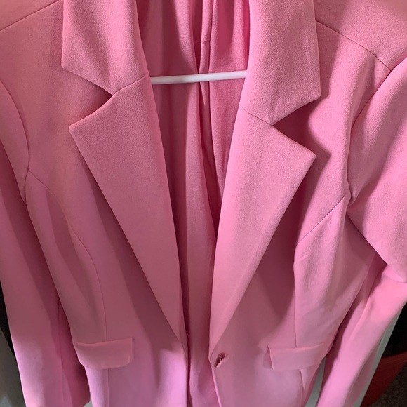 Pink blazer - Picture 1 of 4